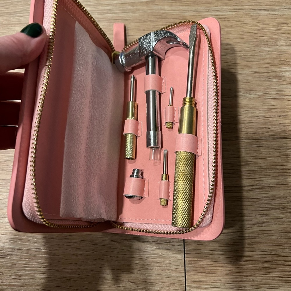 NWOT Plum and Punch “Crisis Averted” Compact Leather Tool Bag